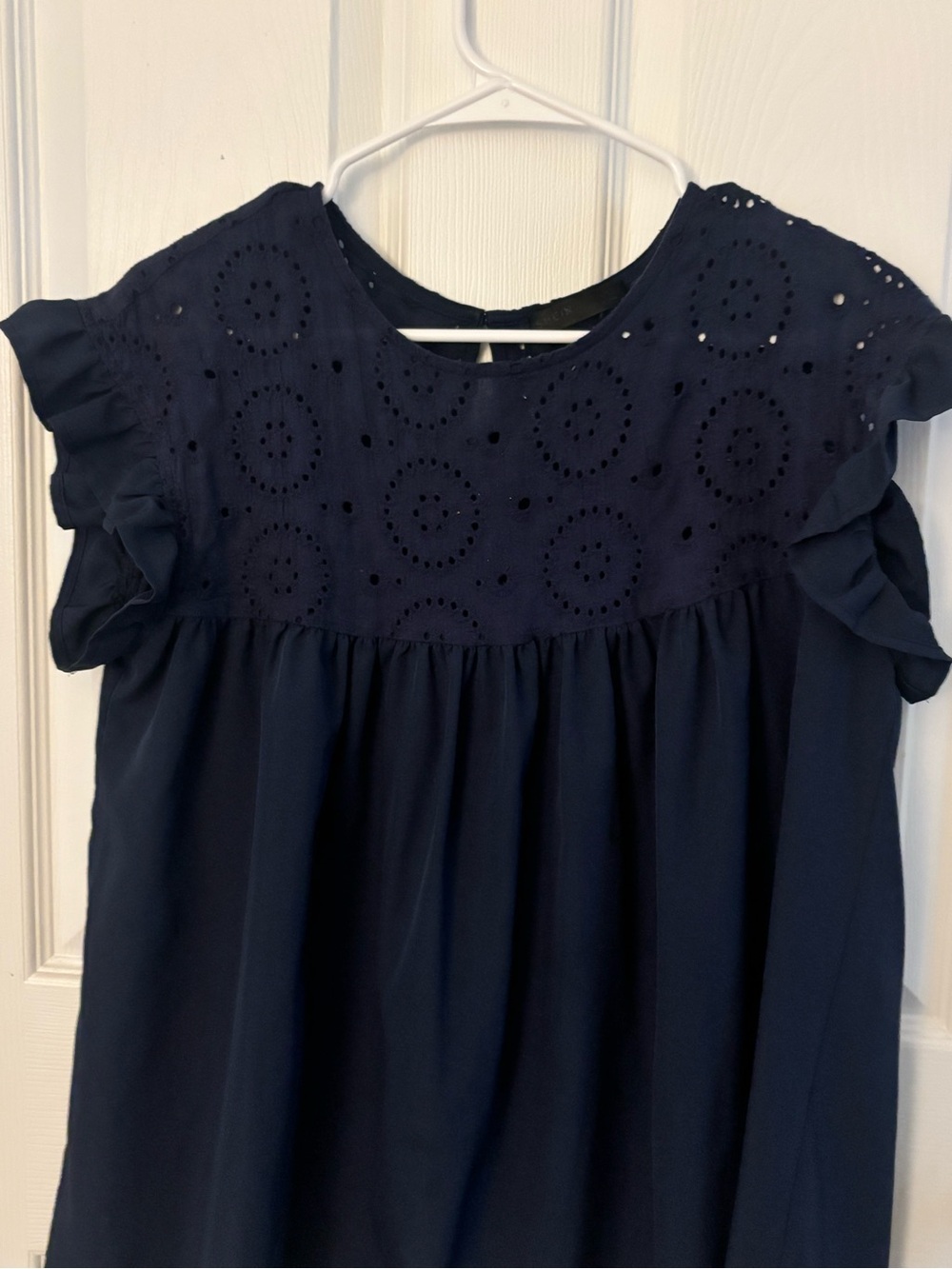 Woman Navy Eyelet Yoke Ruffle Sleeve Dress